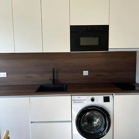 Le 1000 Fleurs Neuf A 3 Kms De La Rochelle * Nieul-sur-Mer